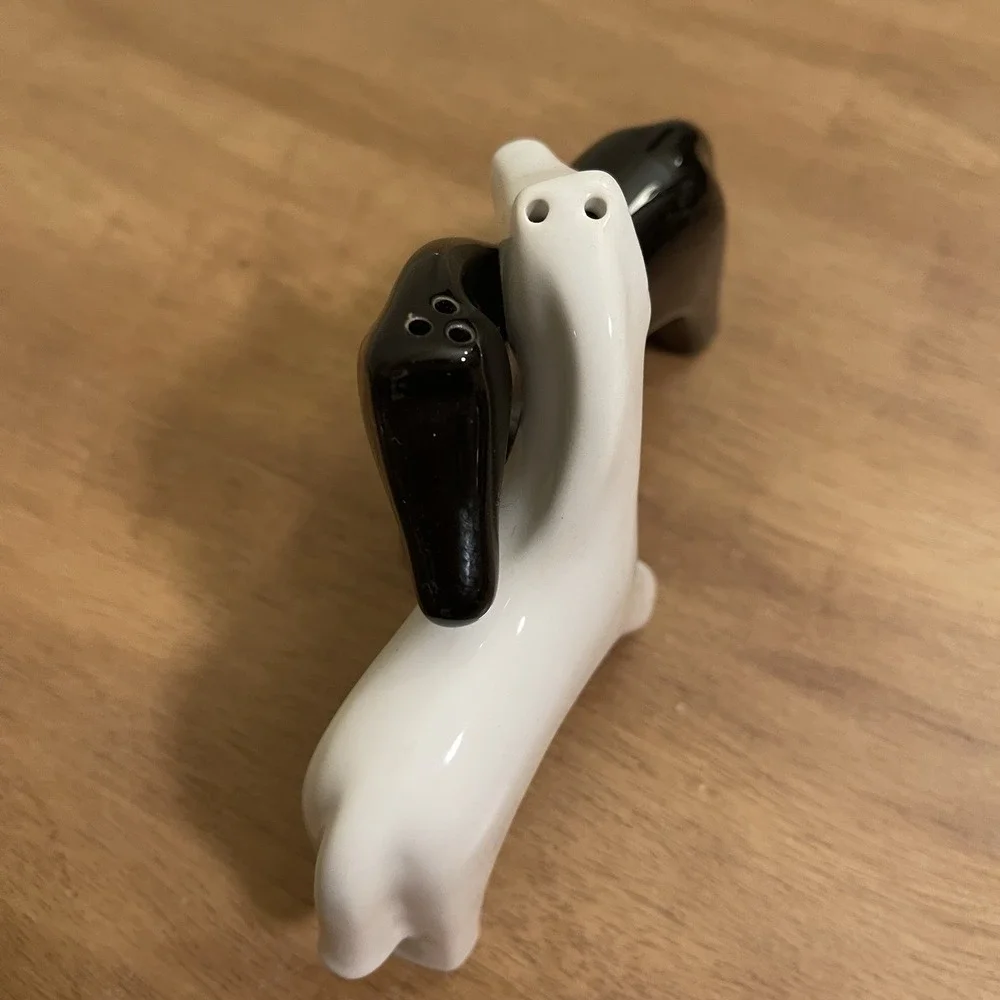 Horses Novelty Salt & Pepper Shaker Black White Hugging Art Sculpture Minimalist